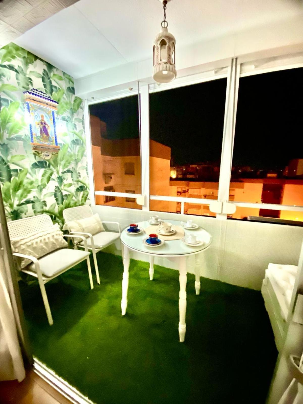 Tkm Home Amplio Y Familiar, Terraza Privada Siviglia Esterno foto